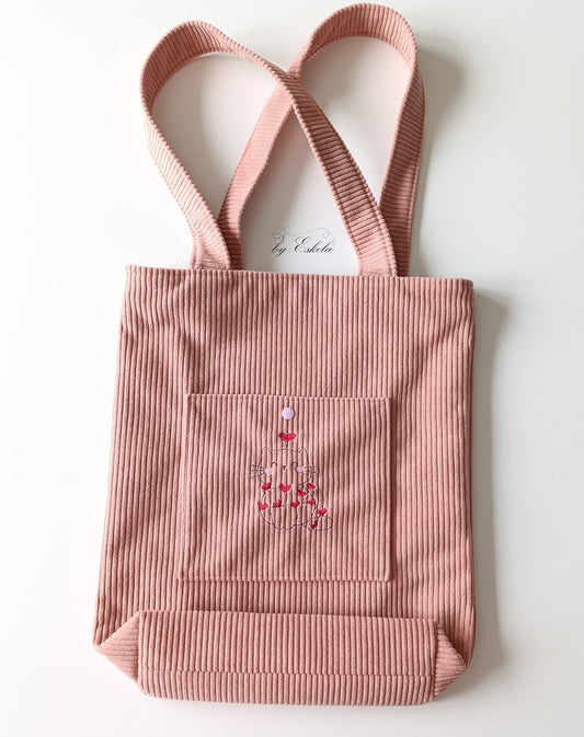 A unique and refined bag: By Eskela sublimates our Valentine's Cat embroidery design!