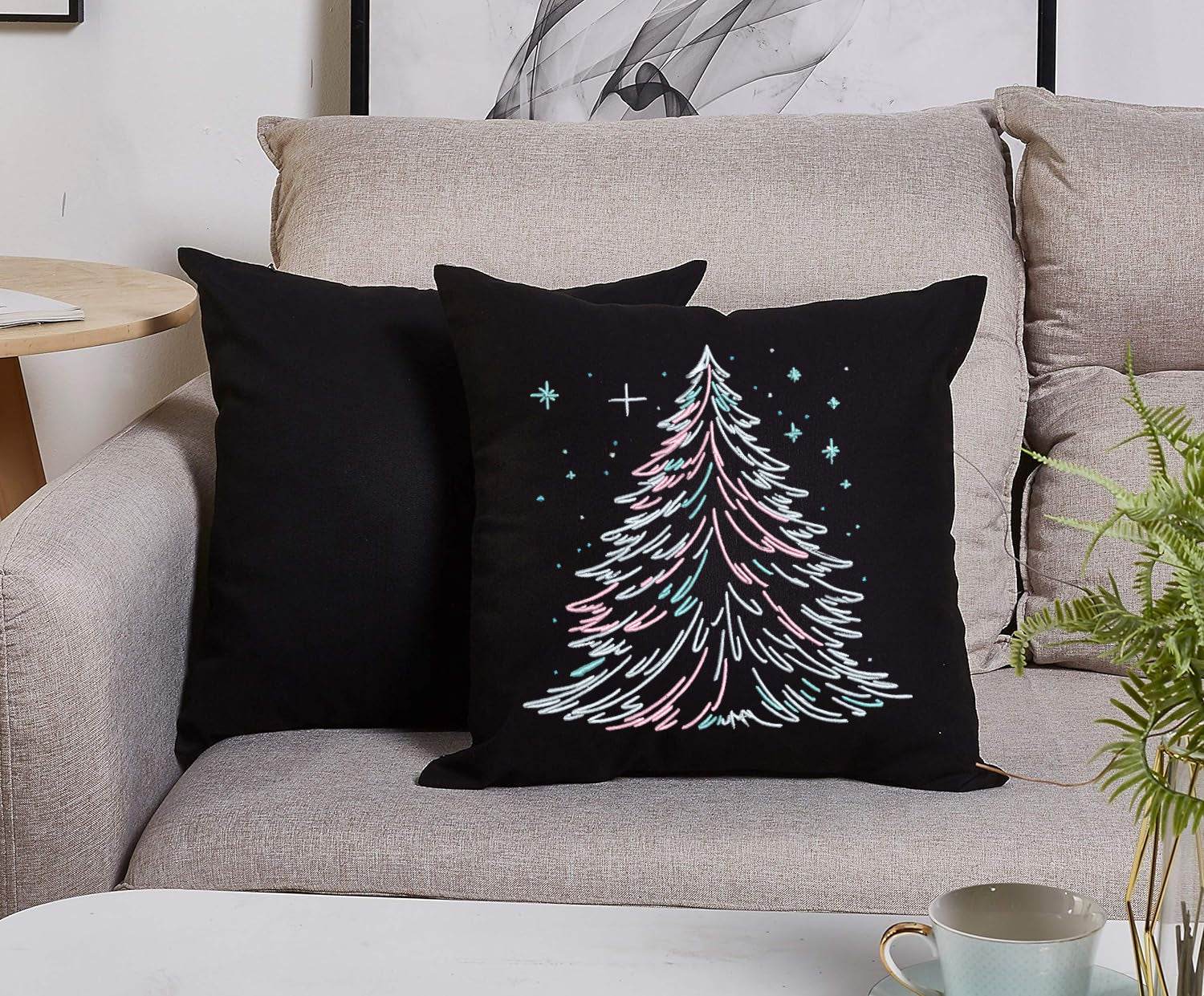Winter Christmas Tree: Embroidery Design - FineryEmbroidery